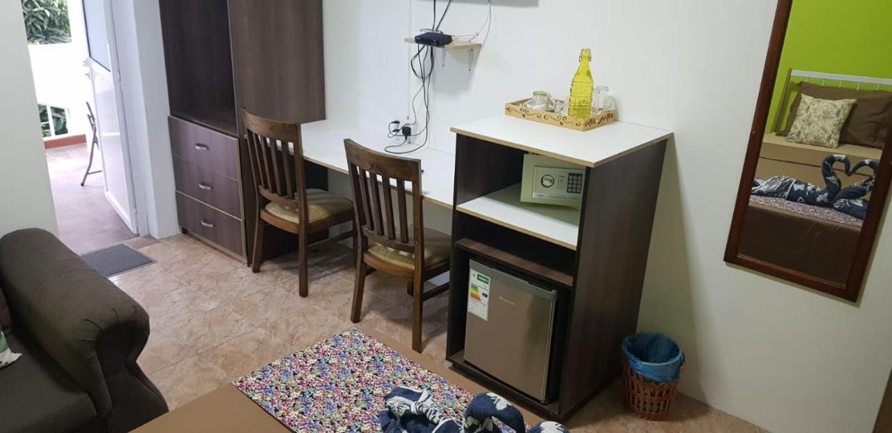 乐博瓦隆住宿加早餐旅馆 马埃堡 外观 照片